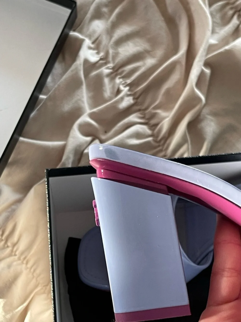 CHANEL Lavender Patent Leather Open-Toe Block Heel Mules - Picture 7 of 10